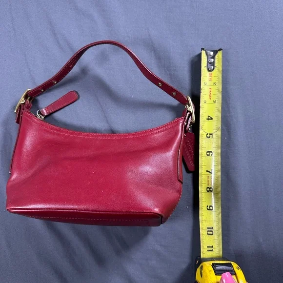 Coach Cherry Red Leather Shoulder Bag G0027 - Picture 8 of 8